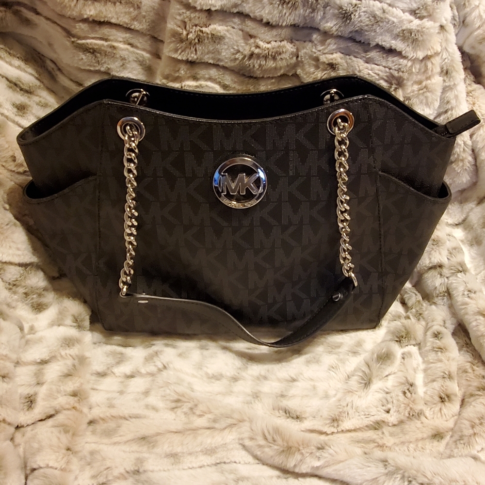 Michael Kors black purse
